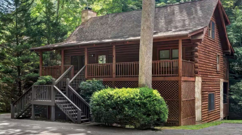 Popular Pigeon Forge attractions with fun rides and entertainment